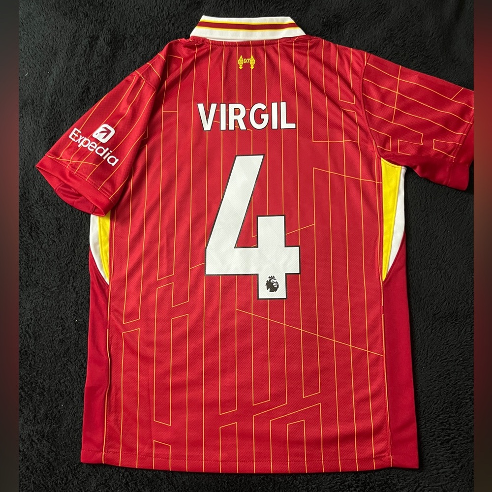 Virgil #4 Home Soccer Jersey Red England 2025 Van Dijk